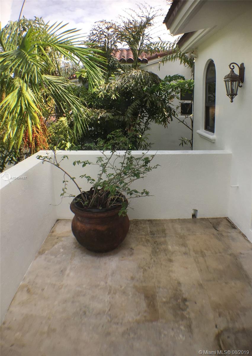 3751 Solana Road Miami, FL 33133 - Photo 45 of 53 Gallery Image 45