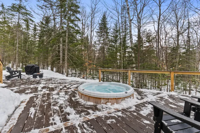 $749,900 | 2013 Pine Road, Carrabassett Valley, ME 04947