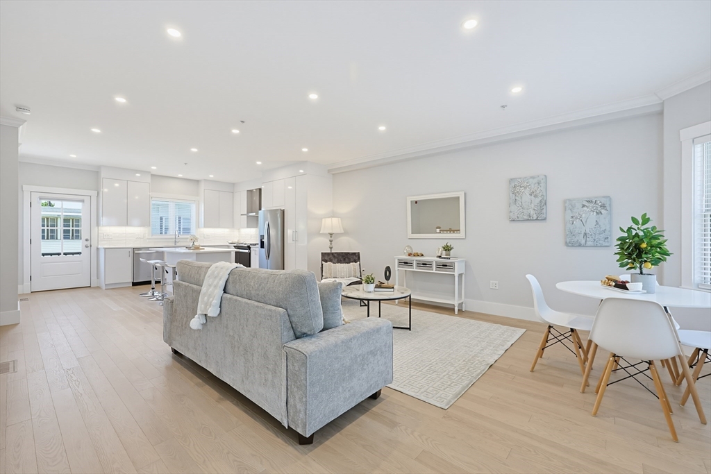 29 Cherry Street, Unit 3 Waltham, MA 02453 - Photo 25 of 41