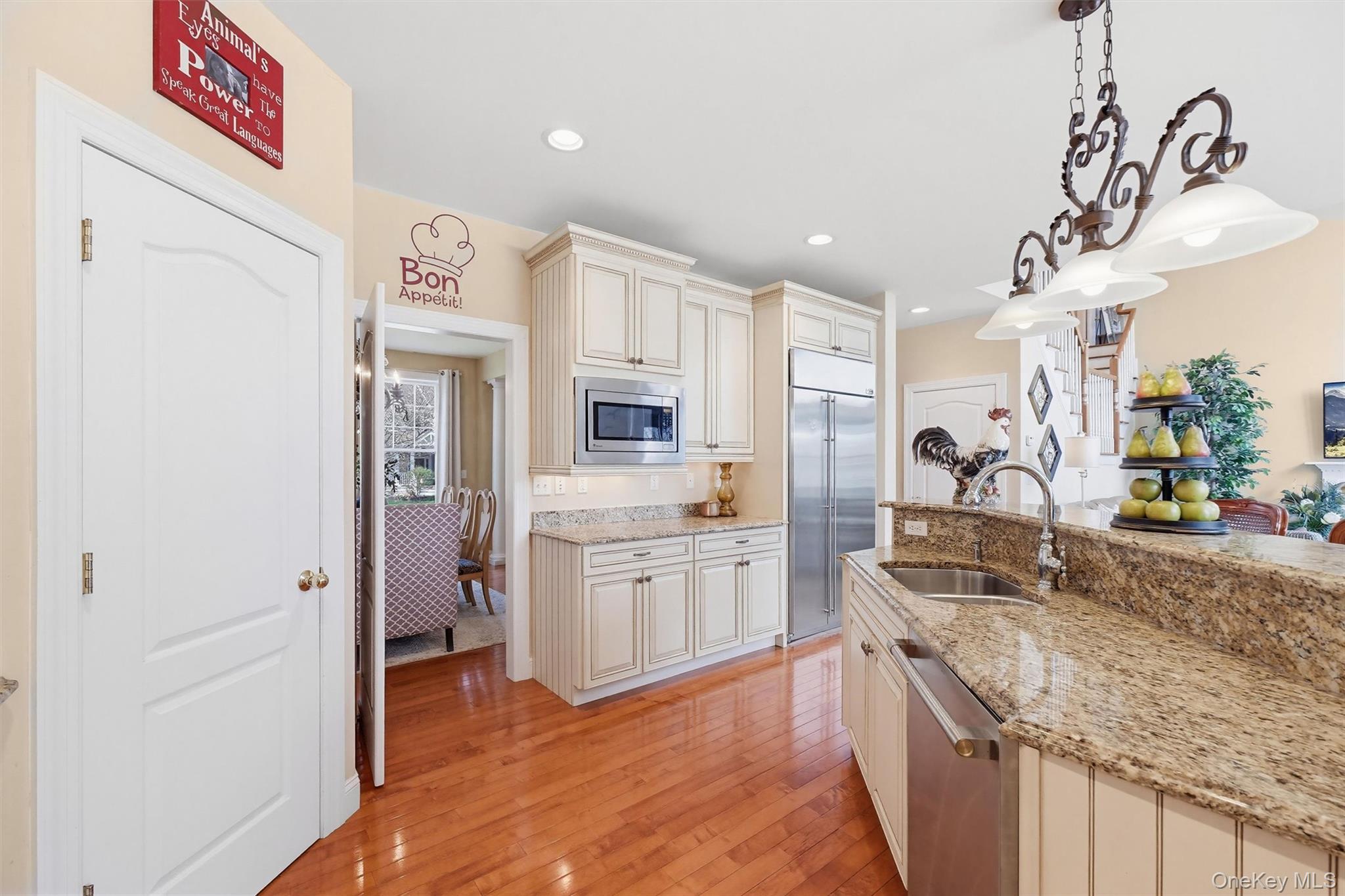 226 Buttonwood Way Hopewell Junction, NY 12533 - Photo 9 of 50