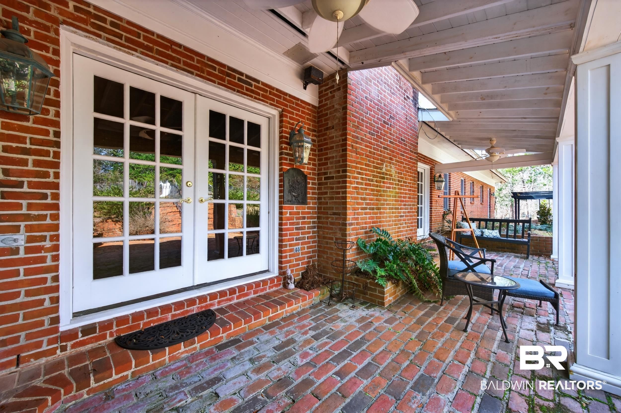 422 Wiggins Street Monroeville, AL 36460 - Photo 35 of 42 Back patio