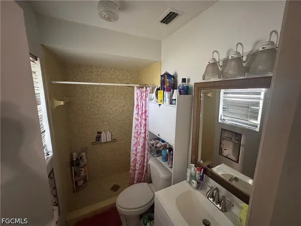 $390,000 | 1912 Howe Court, North Fort Myers, FL 33903
