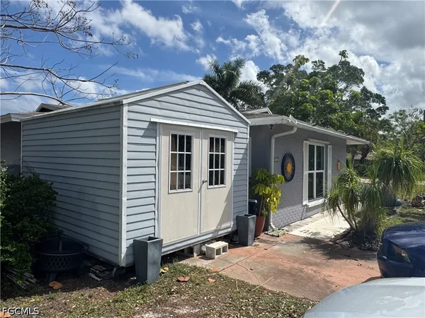 $390,000 | 1912 Howe Court, North Fort Myers, FL 33903