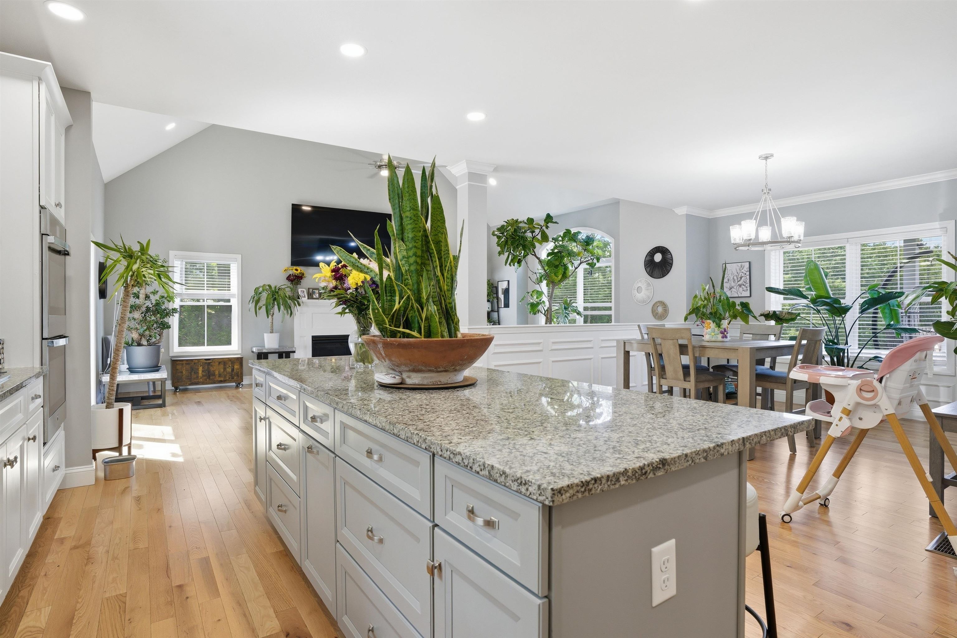 316 Montelona Road Goffstown, NH 03045 - Photo 20 of 60