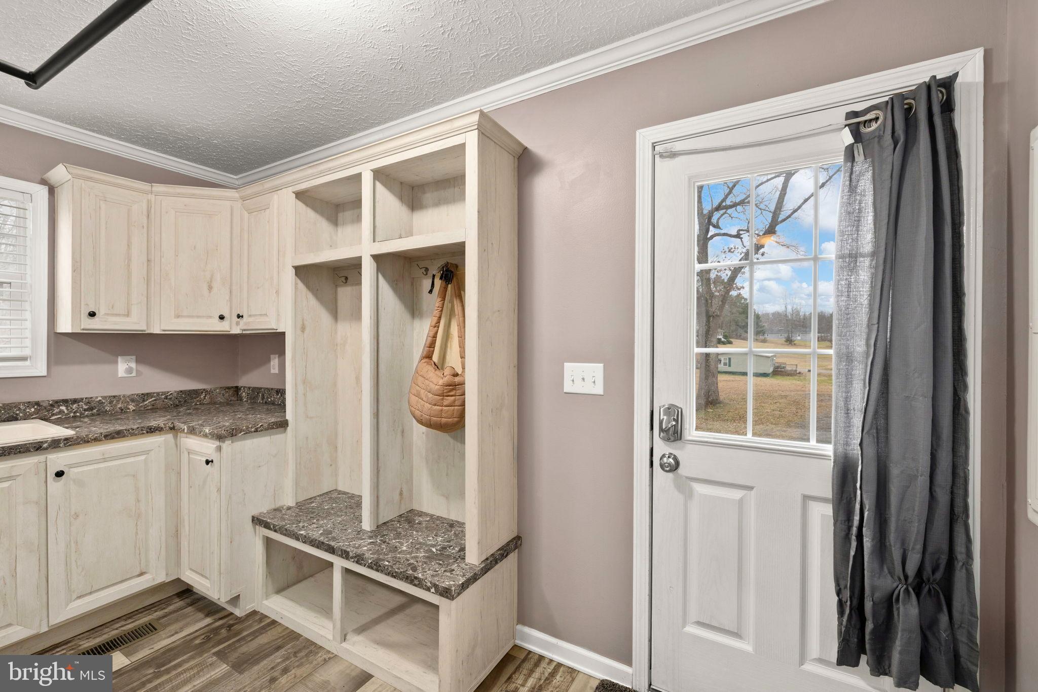 13115 Arcadia Road Woodford, VA 22580 - Photo 17 of 44 Charming entryway with modern touches.