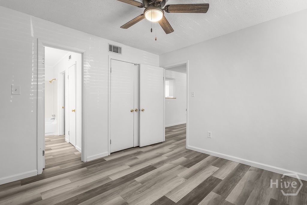 401 North Cromwell Road, Unit T1 Savannah, GA 31410 - Photo 10 of 36