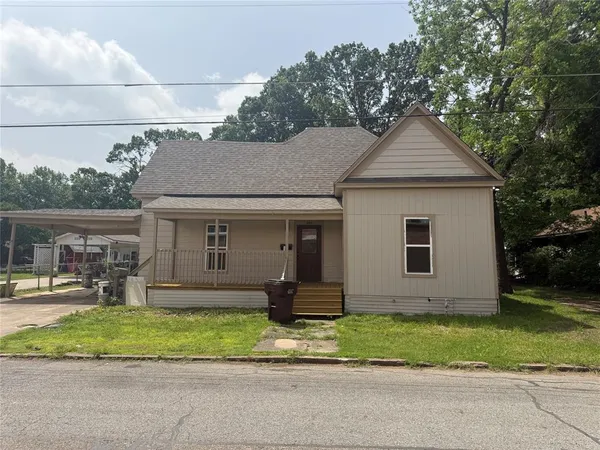 $249,900 | 309 West 8th Street, Bonham, TX 75418