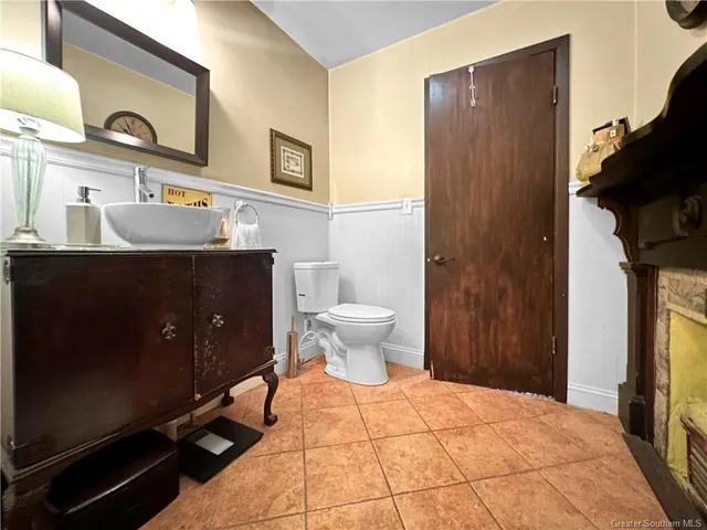 $379,900 | 203 South 1st Street, Leesville, LA 71446