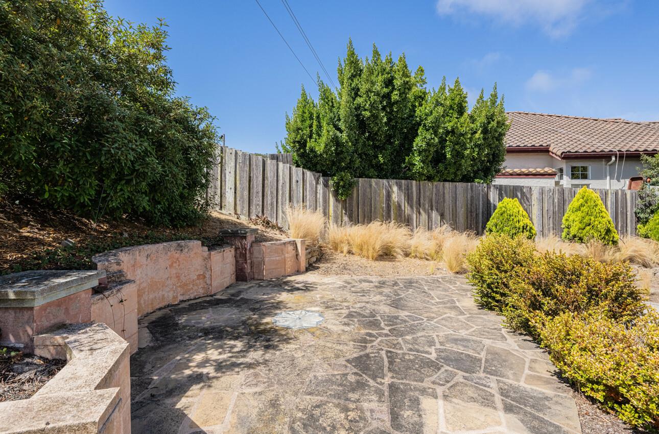 337 Quebrada Del Mar Road Marina, CA 93933 - Photo 25 of 44 a view of a backyard