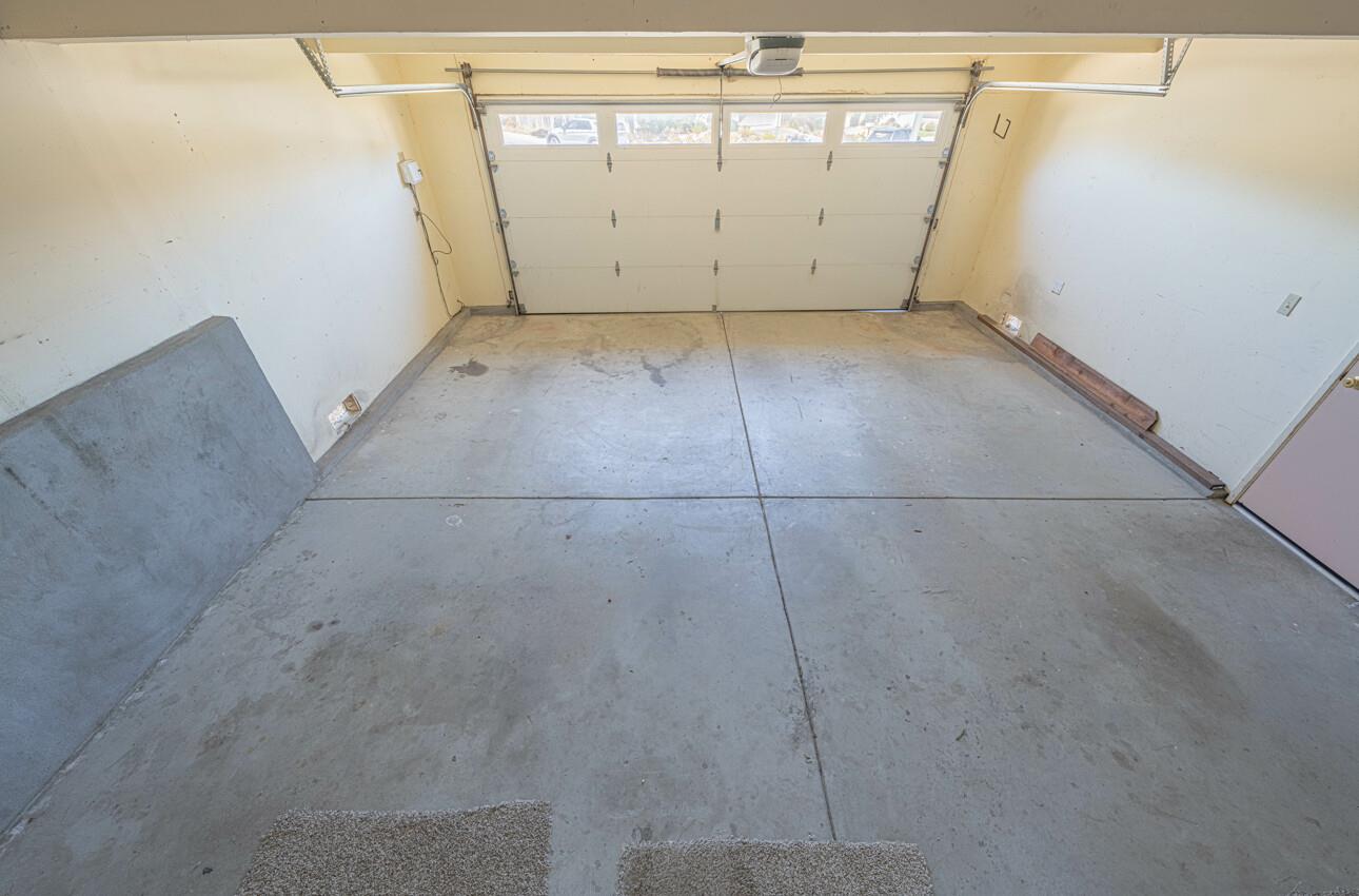 337 Quebrada Del Mar Road Marina, CA 93933 - Photo 27 of 44 a view of a garage