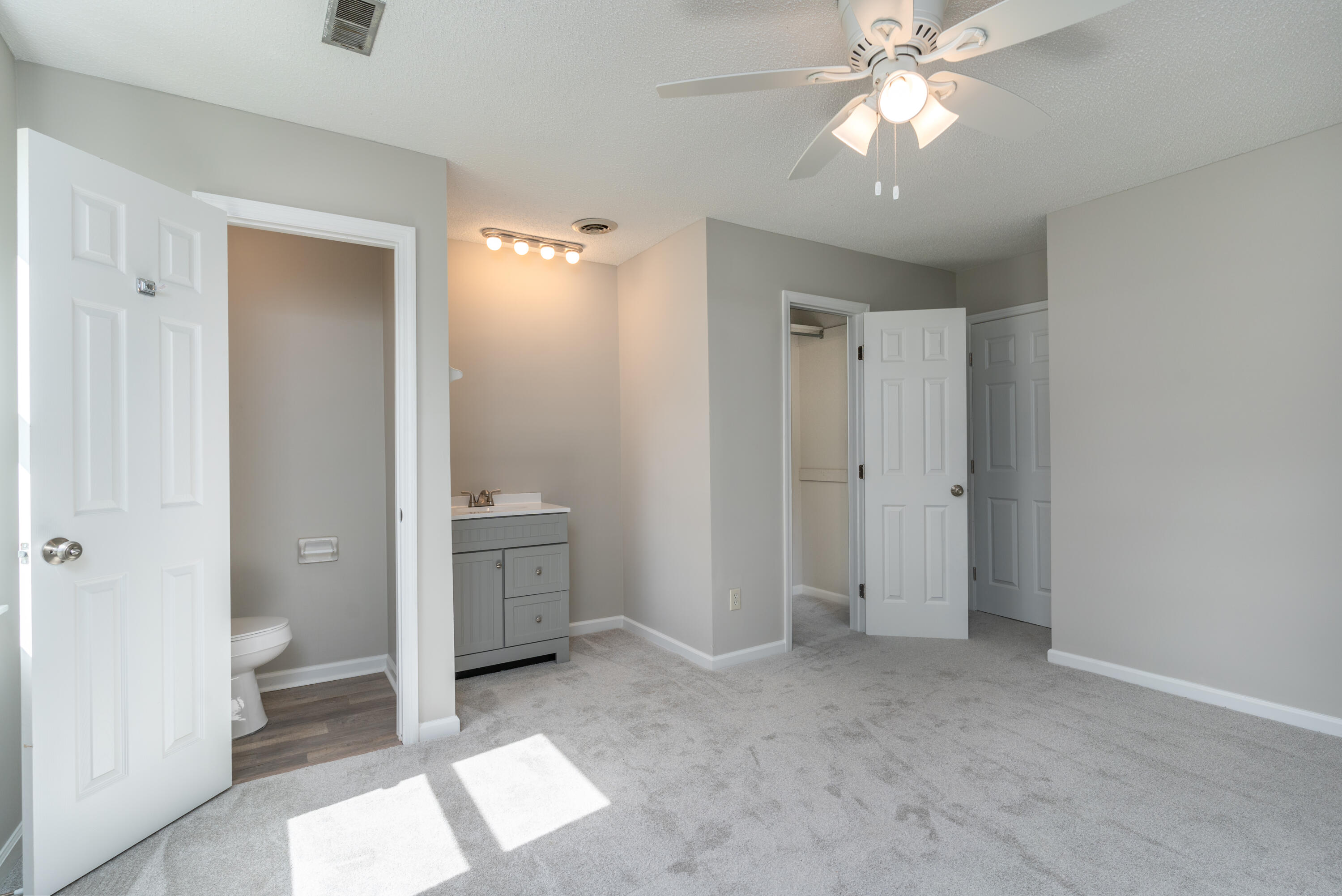 119 Waring Road Summerville, SC 29485 - Photo 11 of 24 119 Waring Rd-8