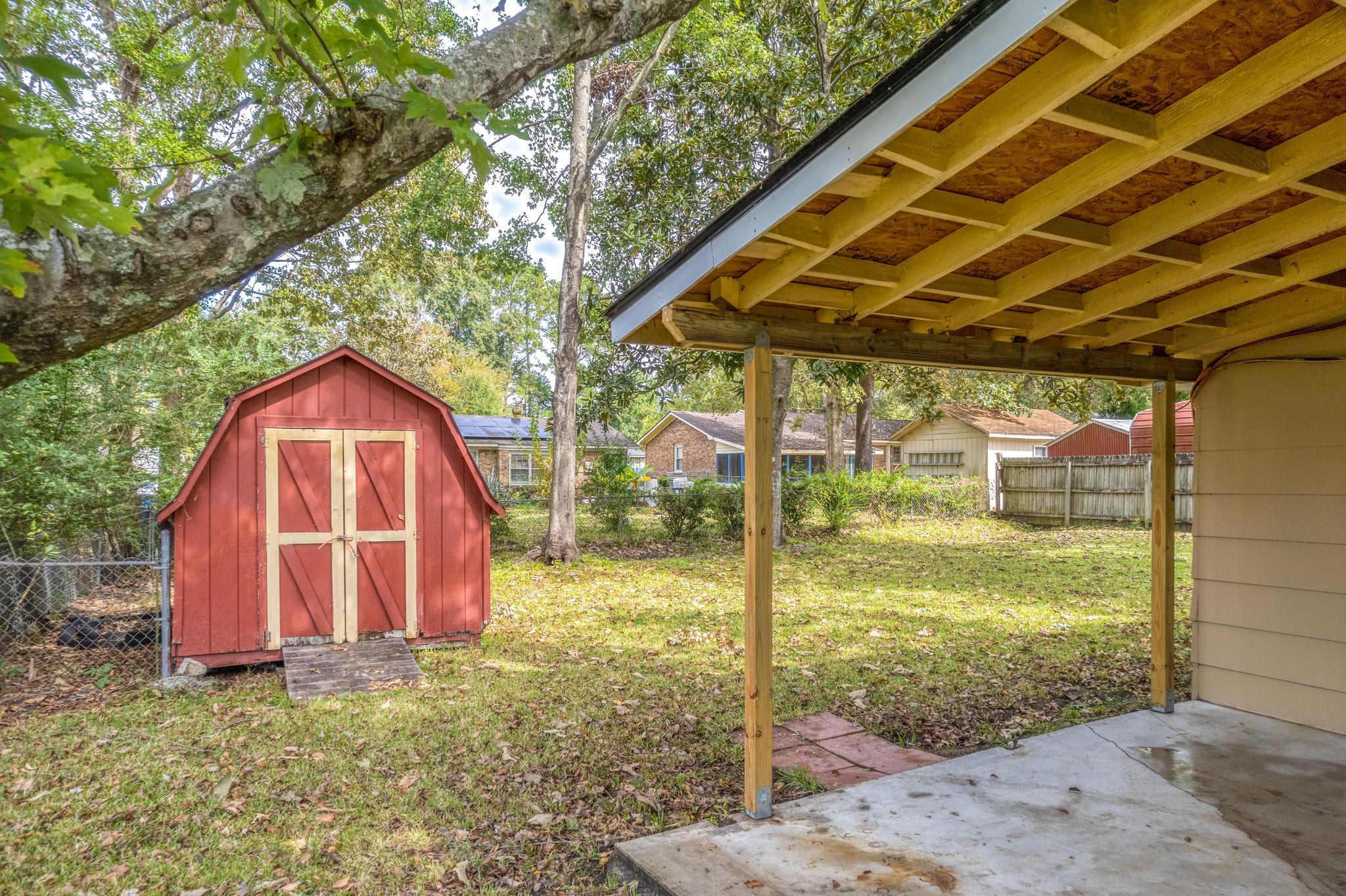 119 Waring Road Summerville, SC 29485 - Photo 20 of 24 119 Waring Rd-22 (1)