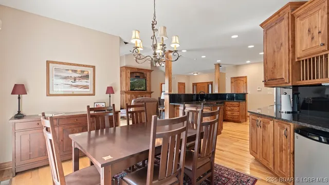 $785,000 | 30780 Timberlake Village Circle, Rocky Mount, MO 65072