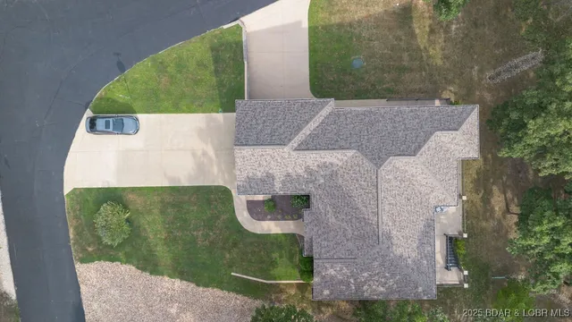 $785,000 | 30780 Timberlake Village Circle, Rocky Mount, MO 65072