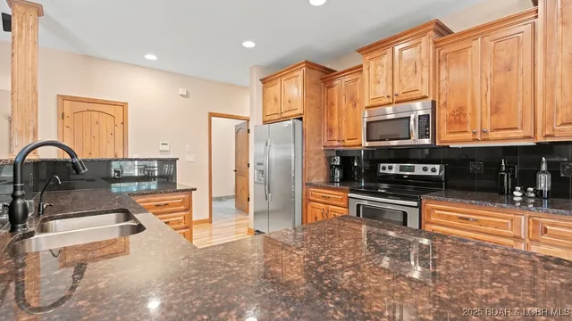 $785,000 | 30780 Timberlake Village Circle, Rocky Mount, MO 65072