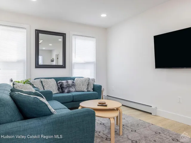 $539,999 | 7614 Main Street, Hunter, NY 12442