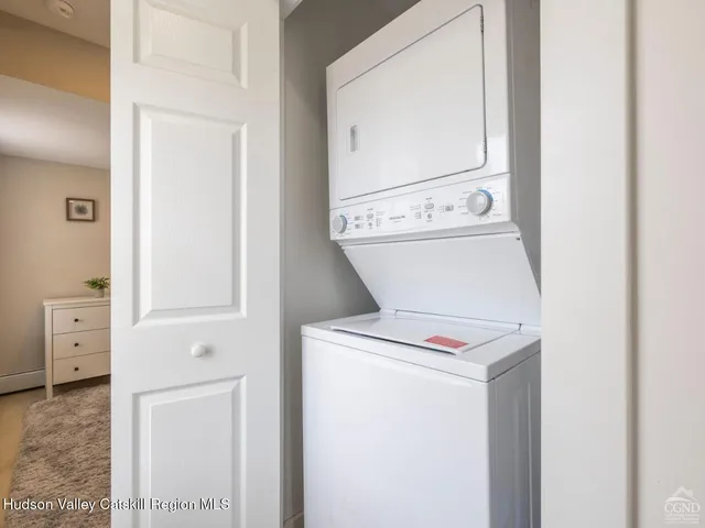 $539,999 | 7614 Main Street, Hunter, NY 12442