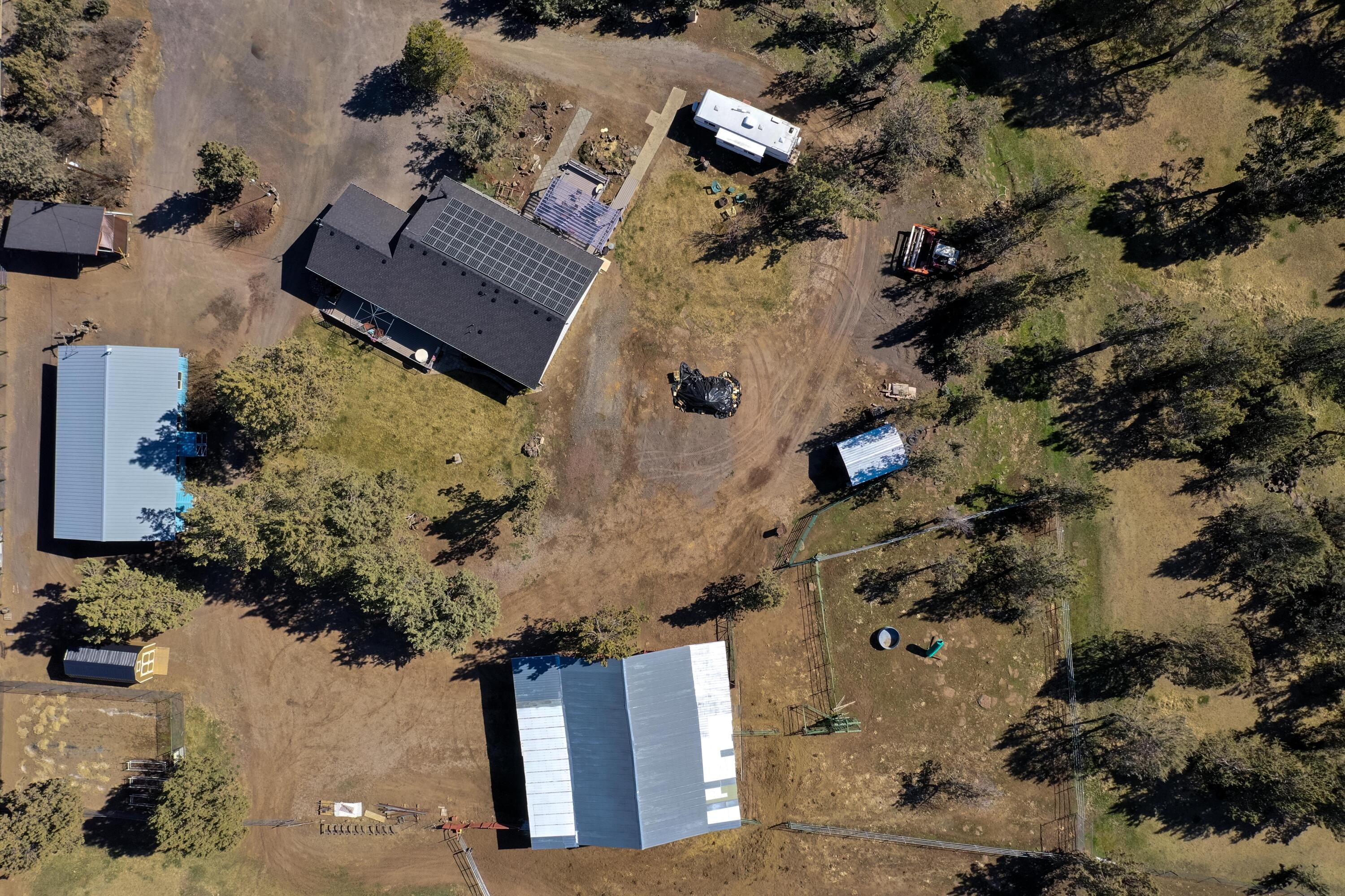 5975 Ditch Rider Road Redmond, OR 97756 - Photo 72 of 87 5975_NE_41_St-68