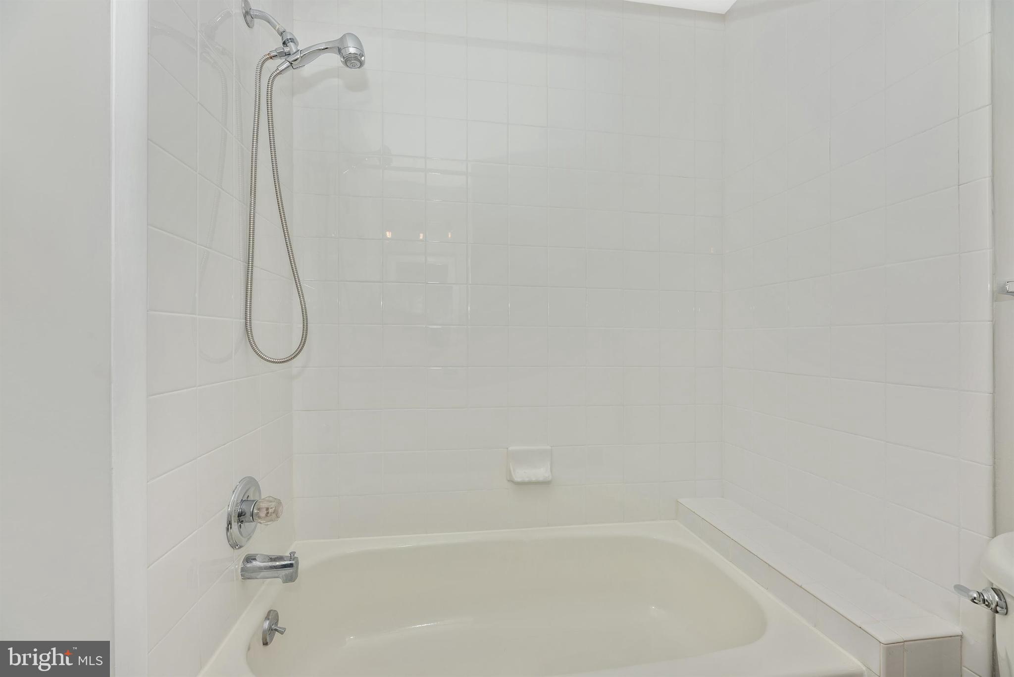 19903 Stoney Point Way Germantown, MD 20876 - Photo 28 of 34