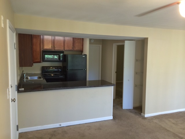 5854 Forest View Road, Unit C Lisle, IL 60532 - Photo 10 of 23