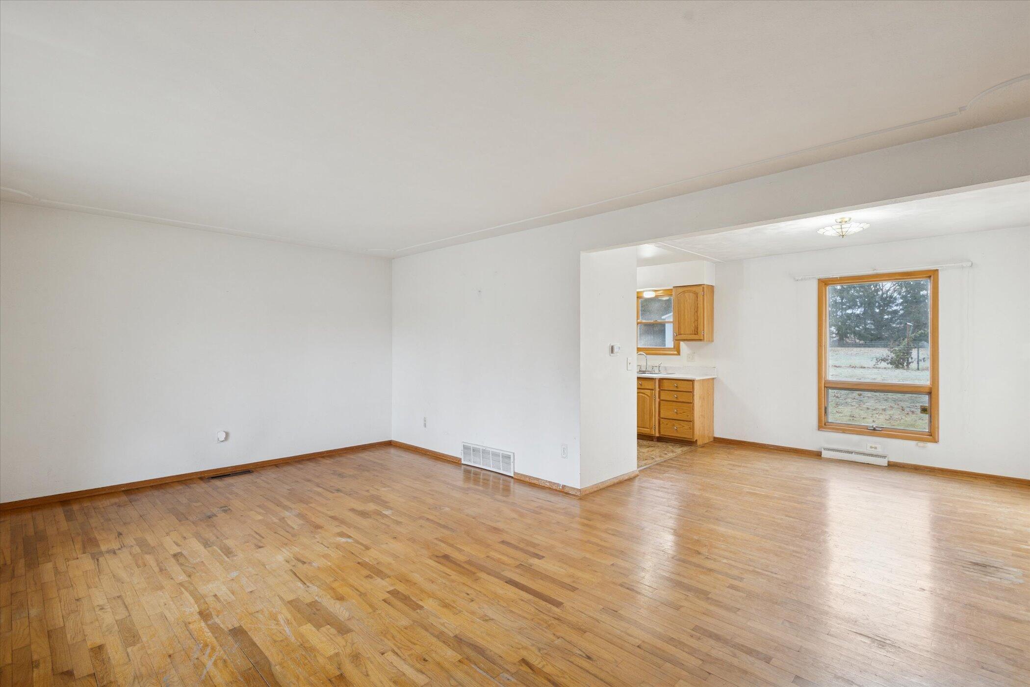1622 Watkins Road Battle Creek, MI 49015 - Photo 10 of 38 10-1622 Watkins Rd Battle Creek, MI 490