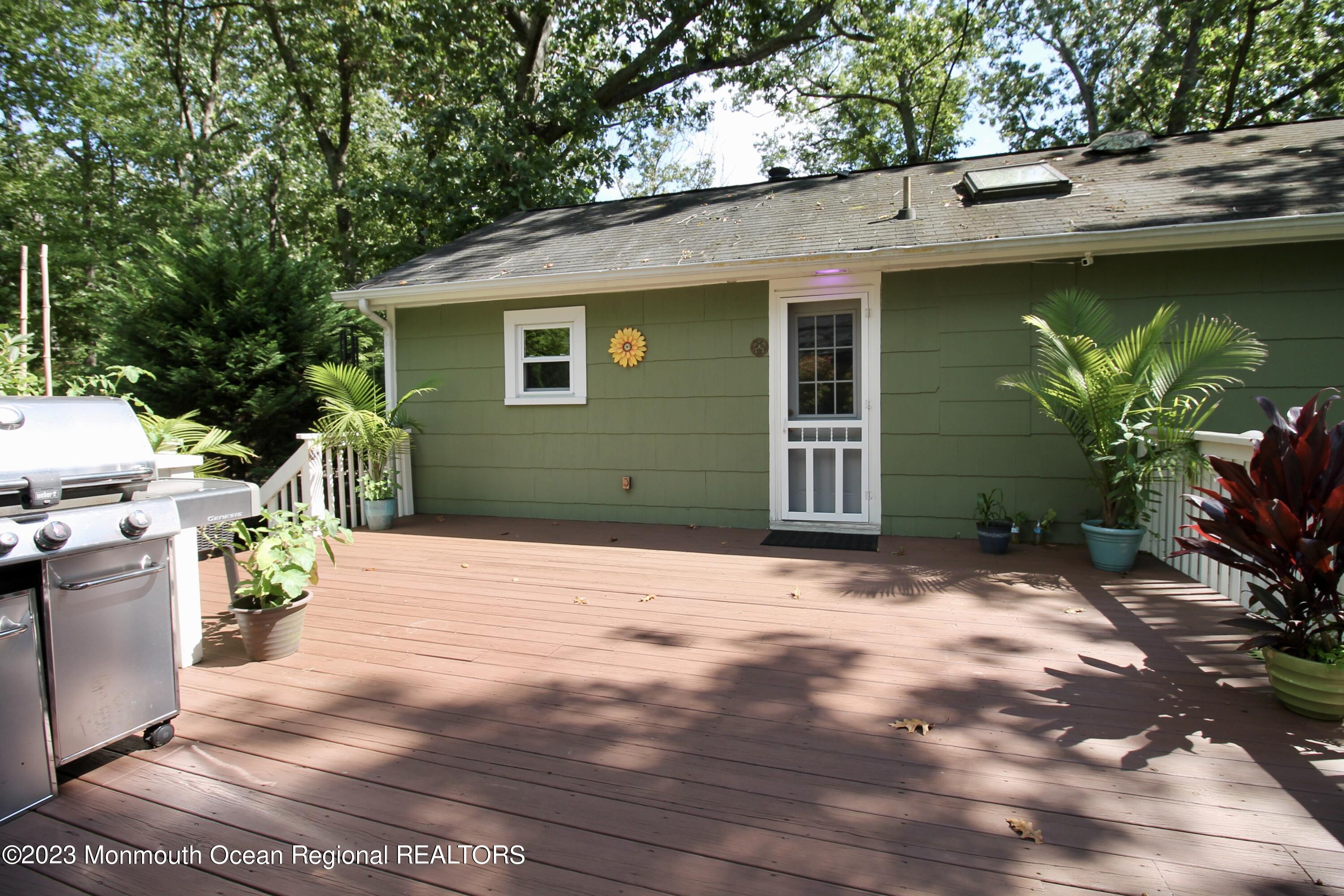 216 Lenape Trail Jackson, NJ 08527 - Photo 39 of 58 a front view of a house with garden