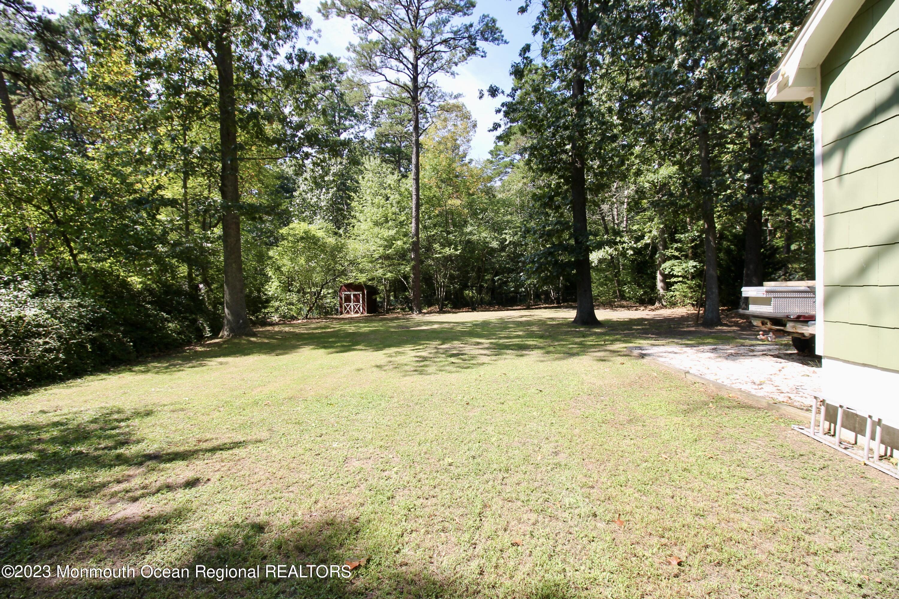 216 Lenape Trail Jackson, NJ 08527 - Photo 55 of 58 Rear Yard