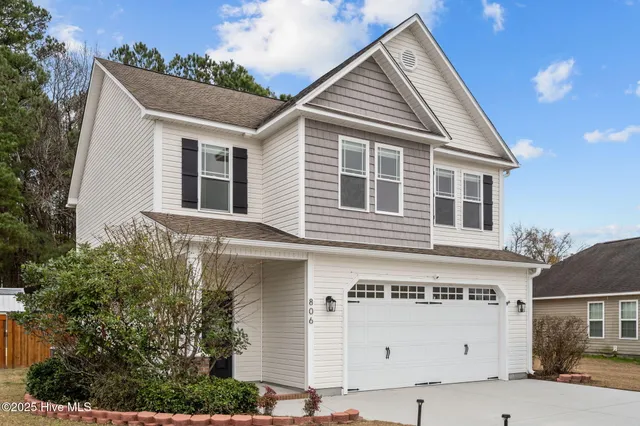 $361,500 | 806 Fort Sumter Way, Swansboro, NC 28584