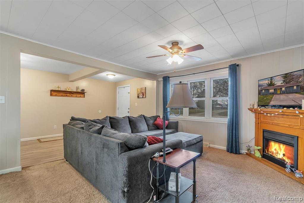 5276 North Henderson Road Davison, MI 48423 - Photo 10 of 37