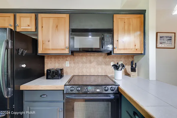 a close view of sink