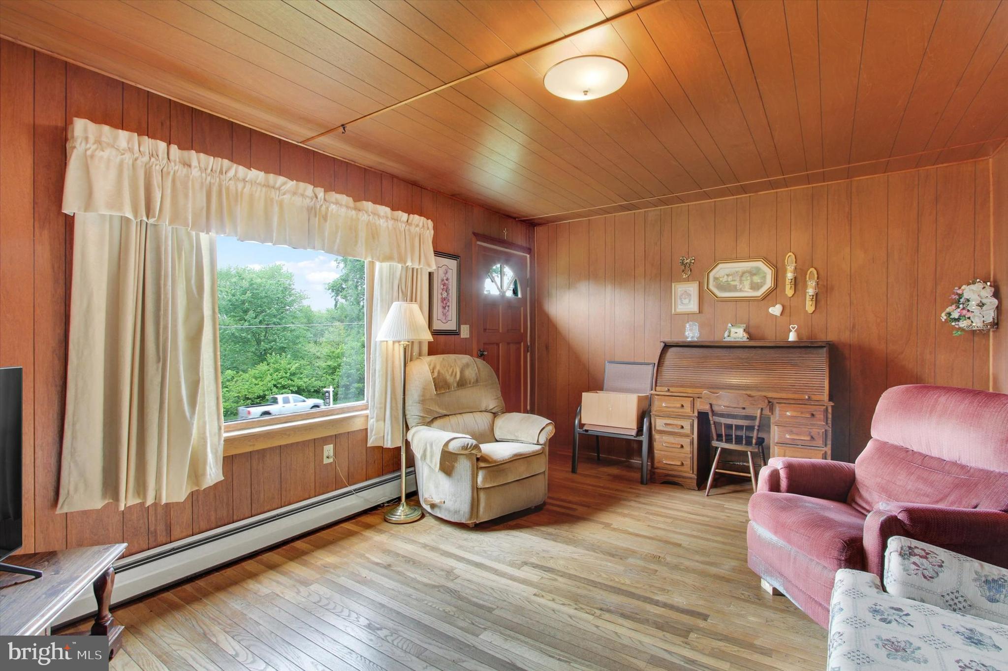 4239 Old Hanover Road Westminster, MD 21158 - Photo 7 of 21 Gallery Image 7