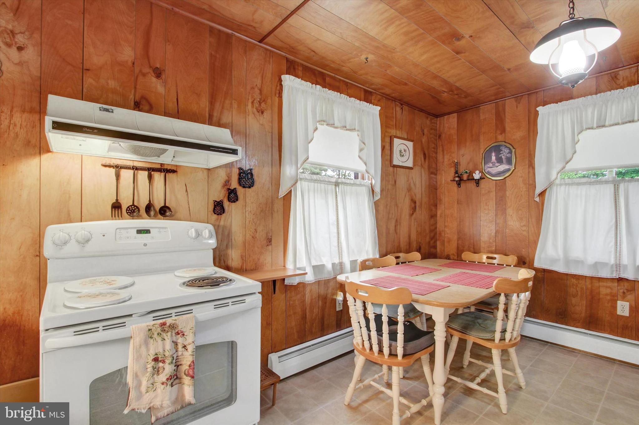 4239 Old Hanover Road Westminster, MD 21158 - Photo 8 of 21 Gallery Image 8