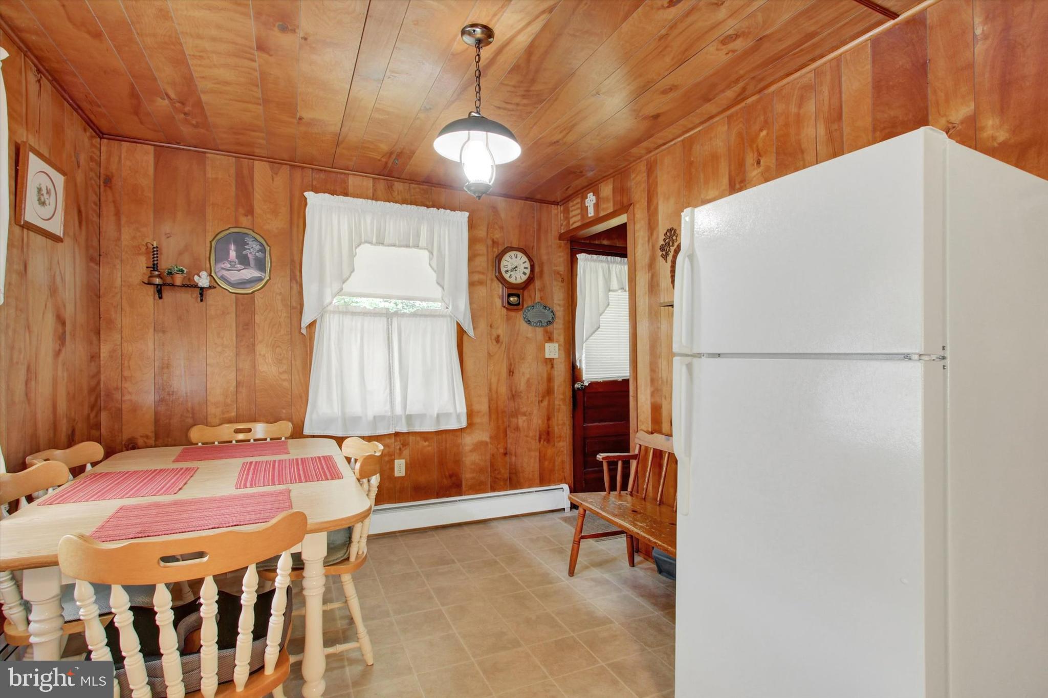 4239 Old Hanover Road Westminster, MD 21158 - Photo 10 of 21 Gallery Image 10