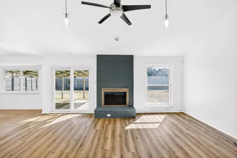 $2,600 | 11507 Elk Park Circle, Austin, TX 78759