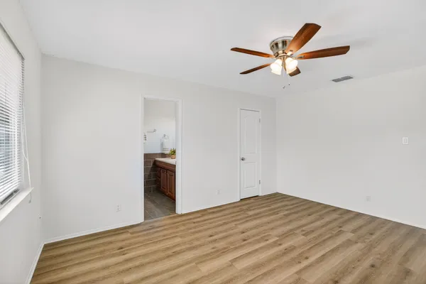 $2,600 | 11507 Elk Park Circle, Austin, TX 78759