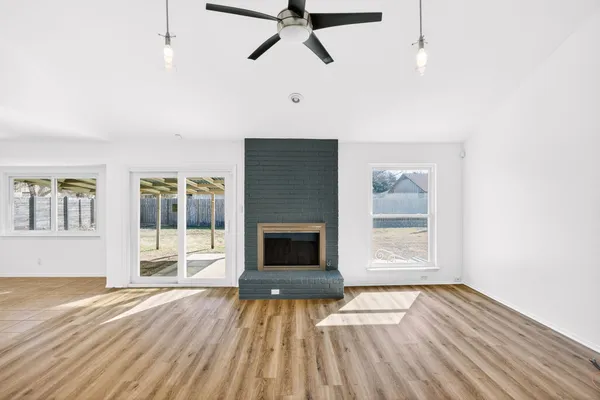 $2,600 | 11507 Elk Park Circle, Austin, TX 78759