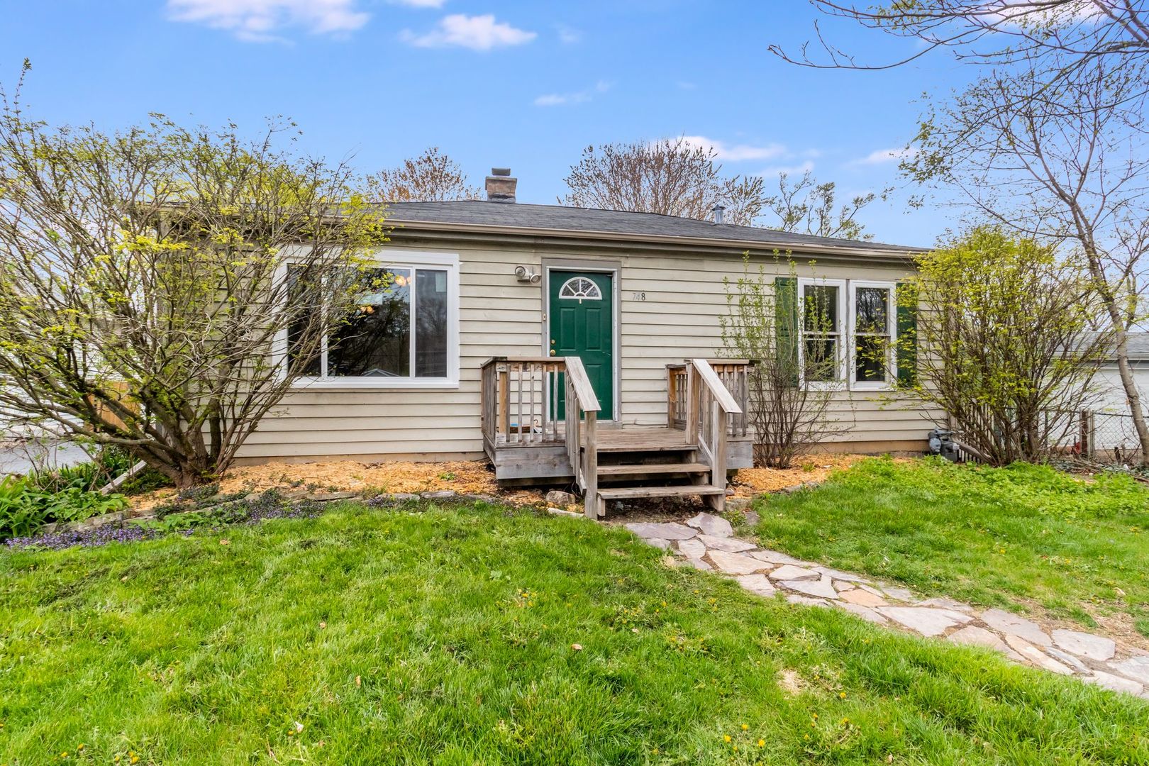 S748 Myrtle Street Winfield, IL 60190 - Photo 2 of 22