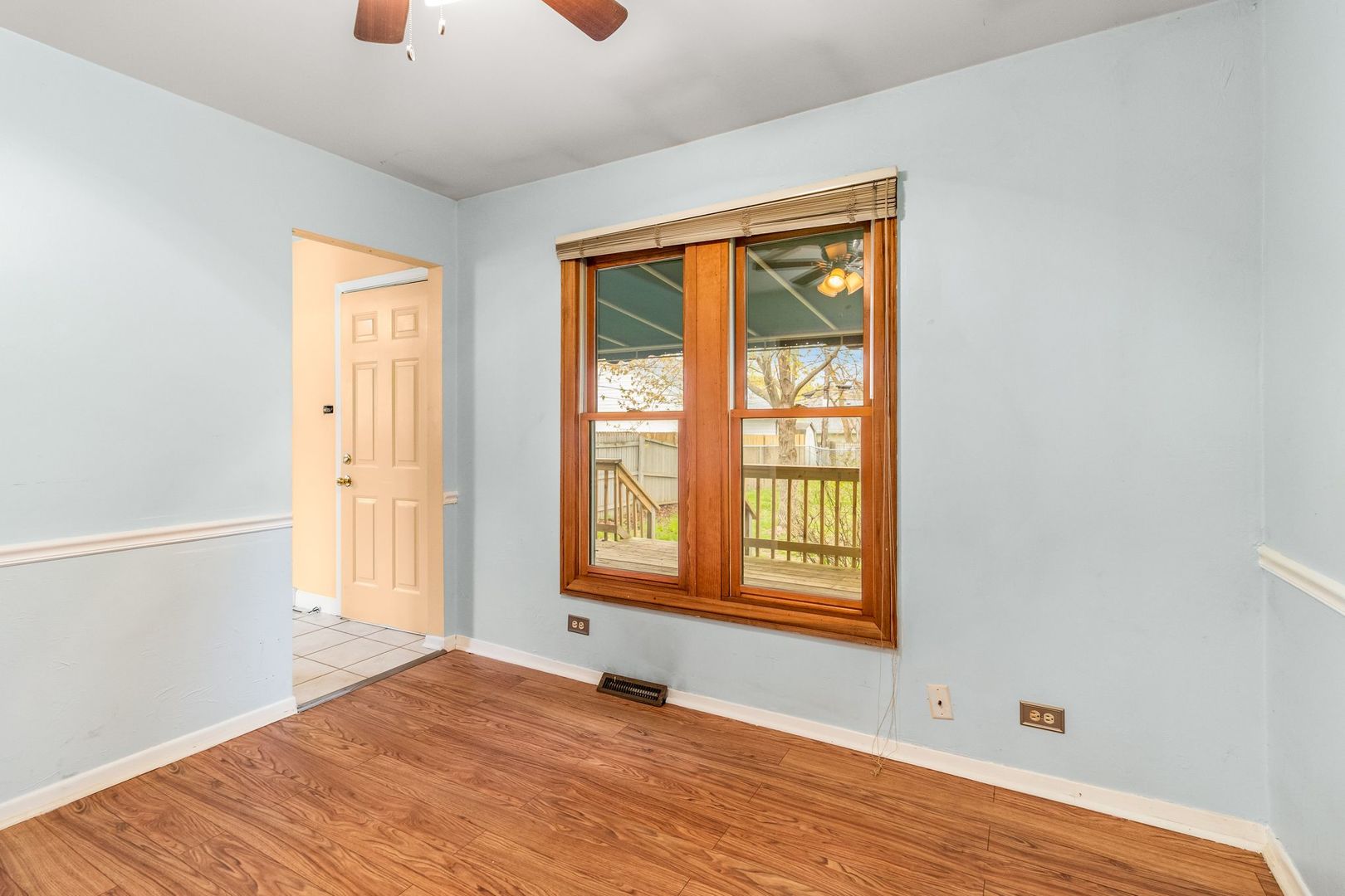 S748 Myrtle Street Winfield, IL 60190 - Photo 11 of 22