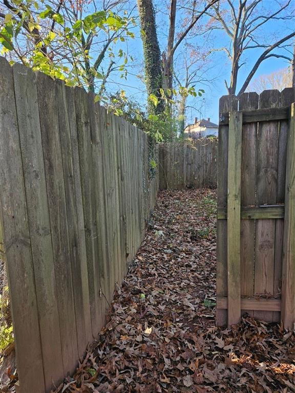 1339 Miller Reed Avenue Southeast, Unit B Atlanta, GA 30315 - Photo 14 of 15