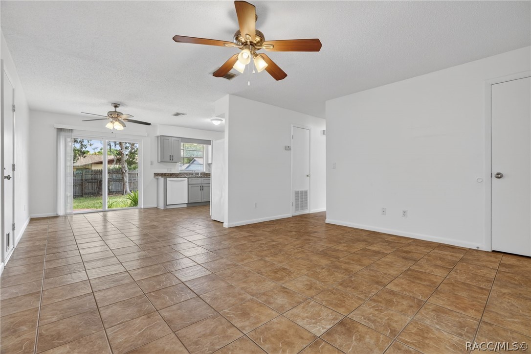 2319 South Tennyson Point Homosassa, FL 34448 - Photo 12 of 33