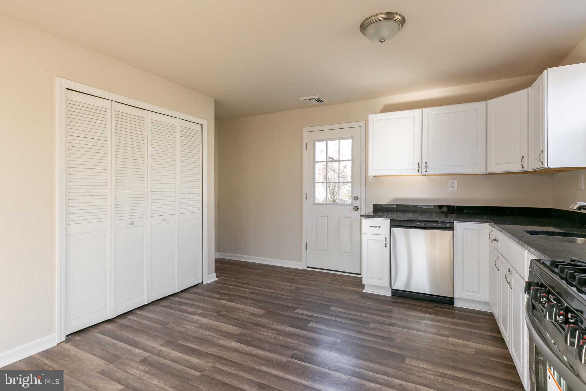913 Bentley Road Lindenwold, NJ 08021 - Photo 13 of 25