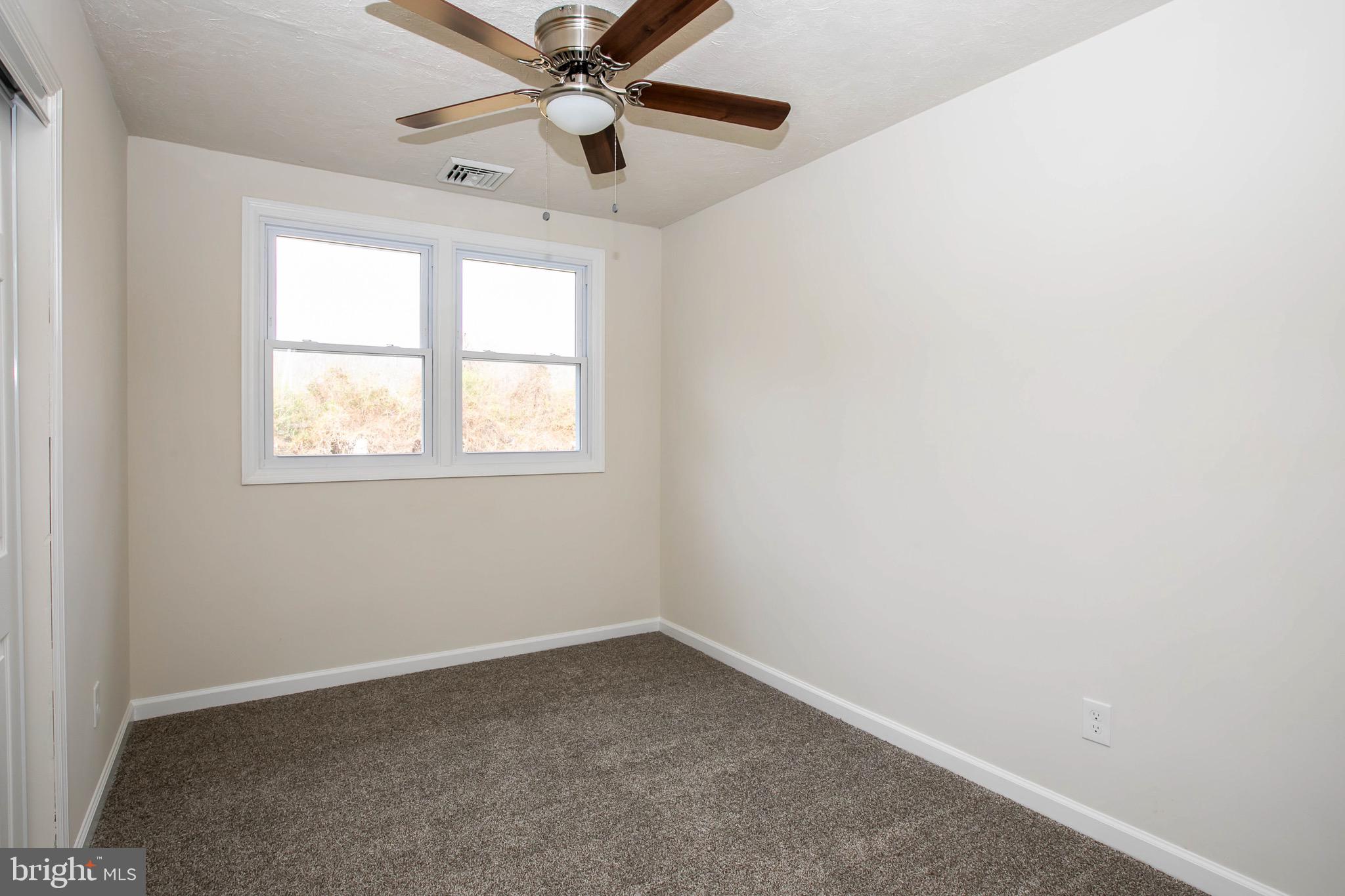 913 Bentley Road Lindenwold, NJ 08021 - Photo 15 of 25