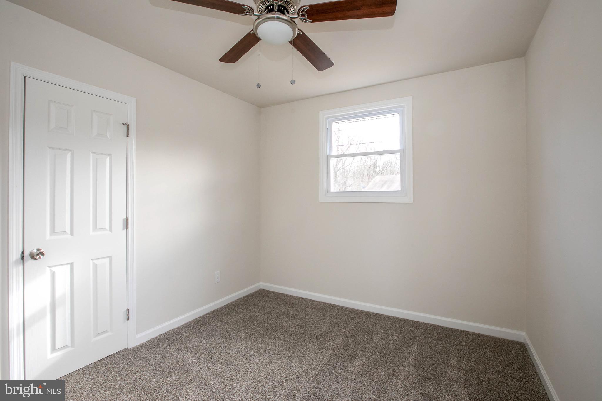 913 Bentley Road Lindenwold, NJ 08021 - Photo 17 of 25