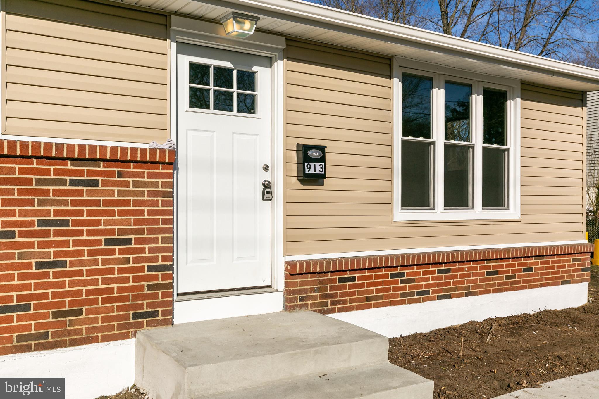 913 Bentley Road Lindenwold, NJ 08021 - Photo 3 of 25