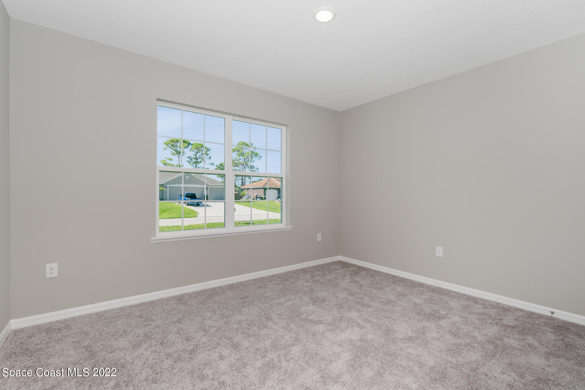 660 Sauders Road Southeast Palm Bay, FL 32909 - Photo 11 of 23 Front Bedroom1