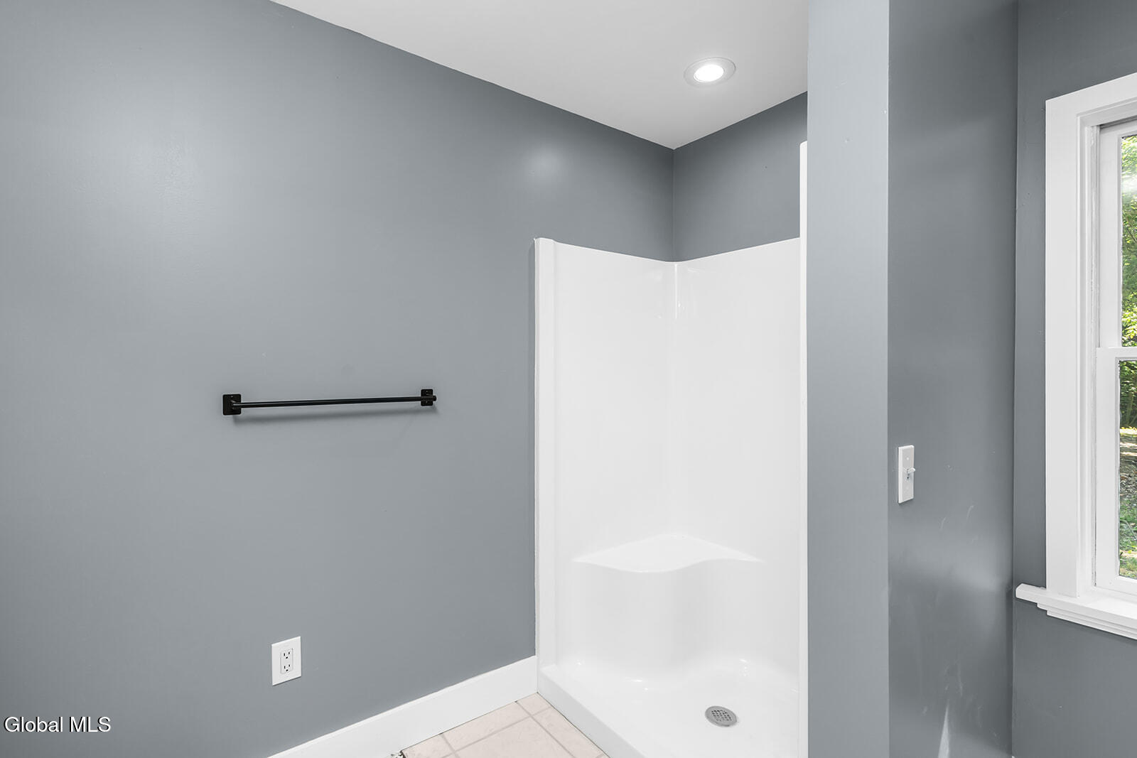 1140 Vly Summit Road Cambridge, NY 12816 - Photo 30 of 47 Primary Full Bath