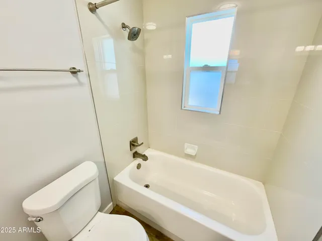 $2,500 | 1705 West Campbell Avenue, Phoenix, AZ 85015