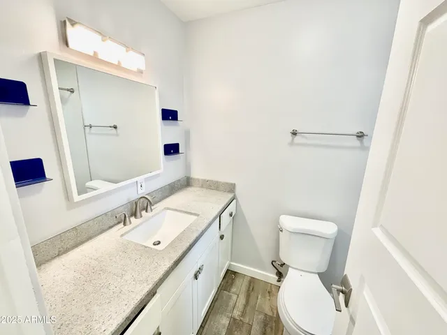 $2,500 | 1705 West Campbell Avenue, Phoenix, AZ 85015