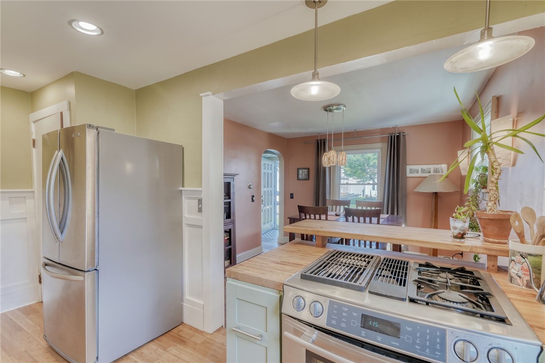 63 Eglantine Road Greece, NY 14616 - Photo 13 of 36