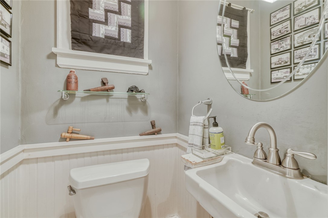 63 Eglantine Road Greece, NY 14616 - Photo 15 of 36